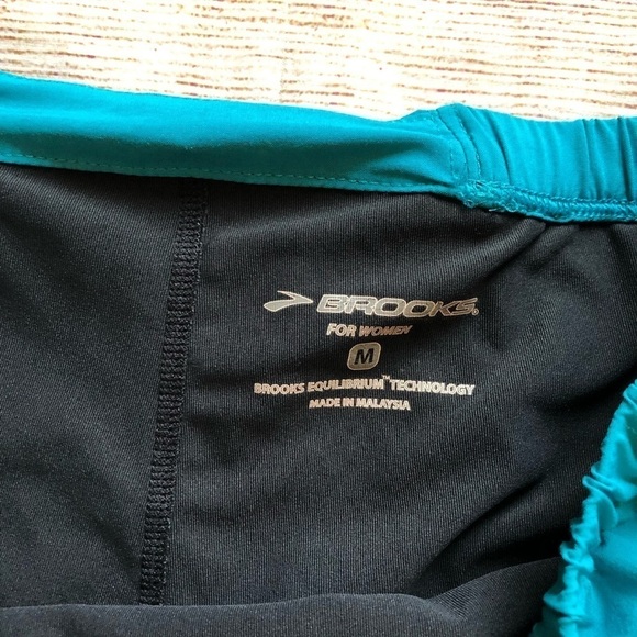 Brooks running skirt - Picture 2 of 5